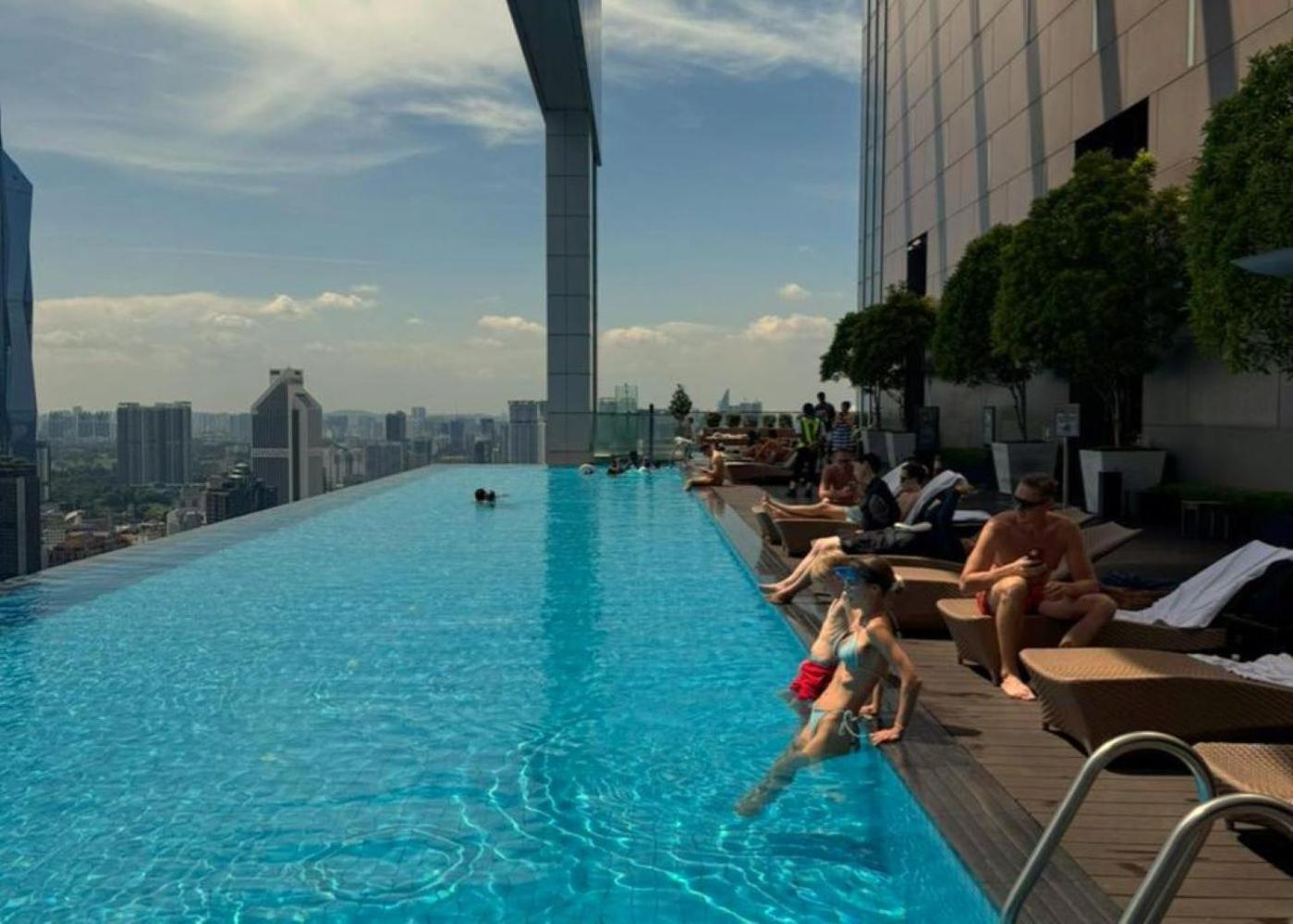 The Platinum Klcc Aqua White Kuala Lumpur