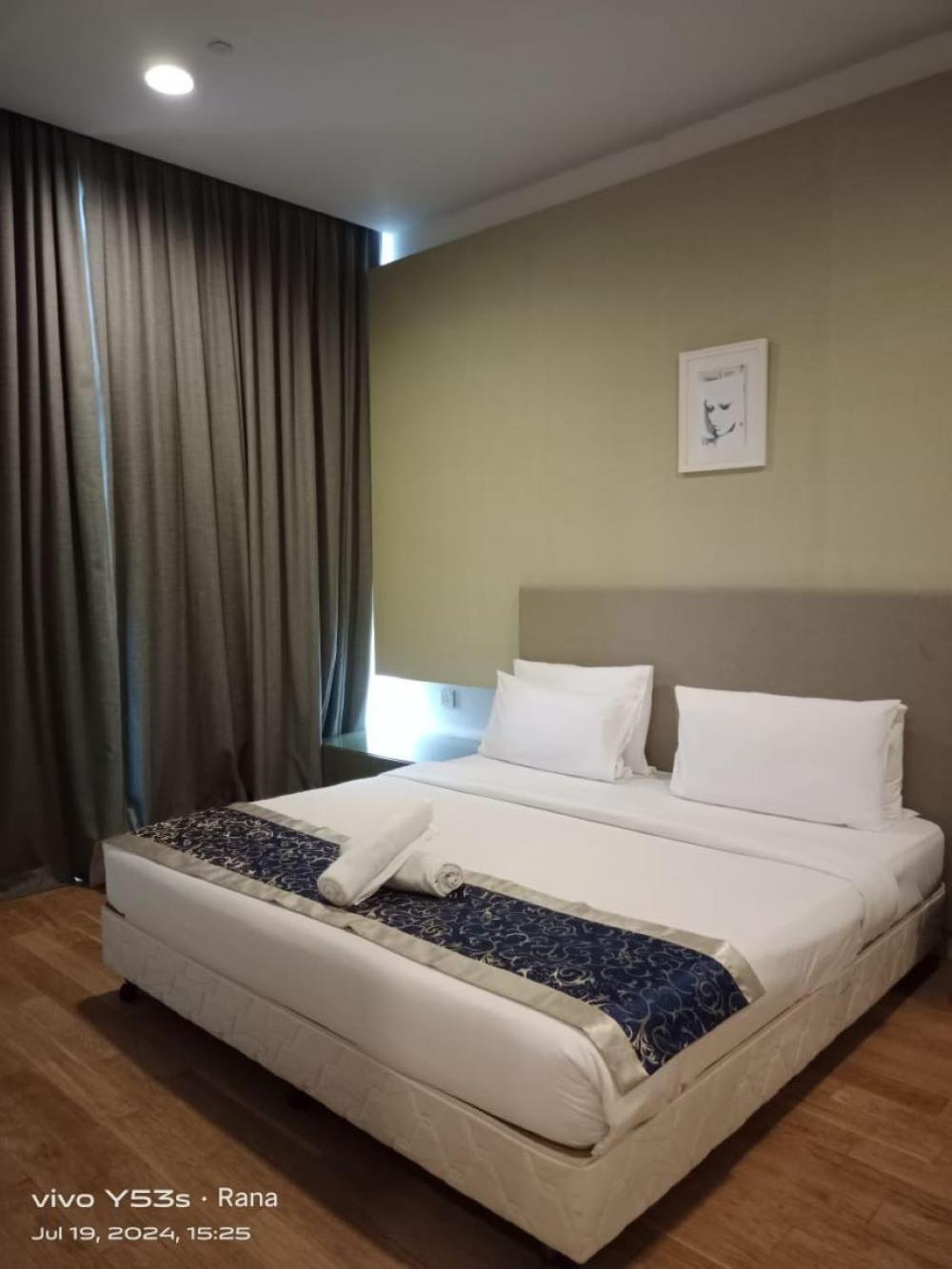 The Platinum Klcc Aqua White Apartment *