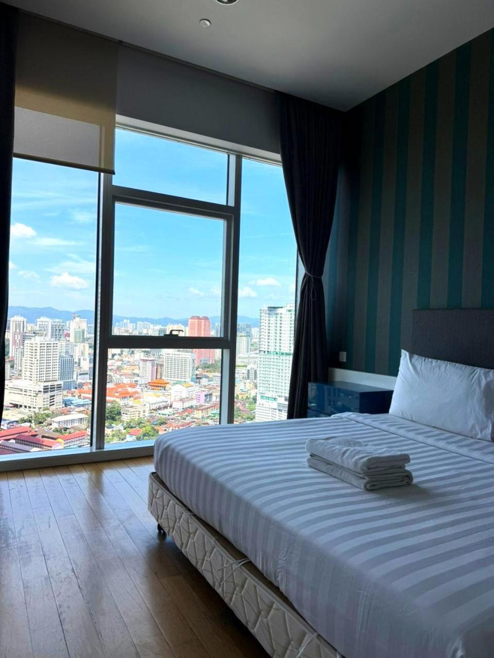 Pangsapuri The Platinum Klcc Aqua White Kuala Lumpur