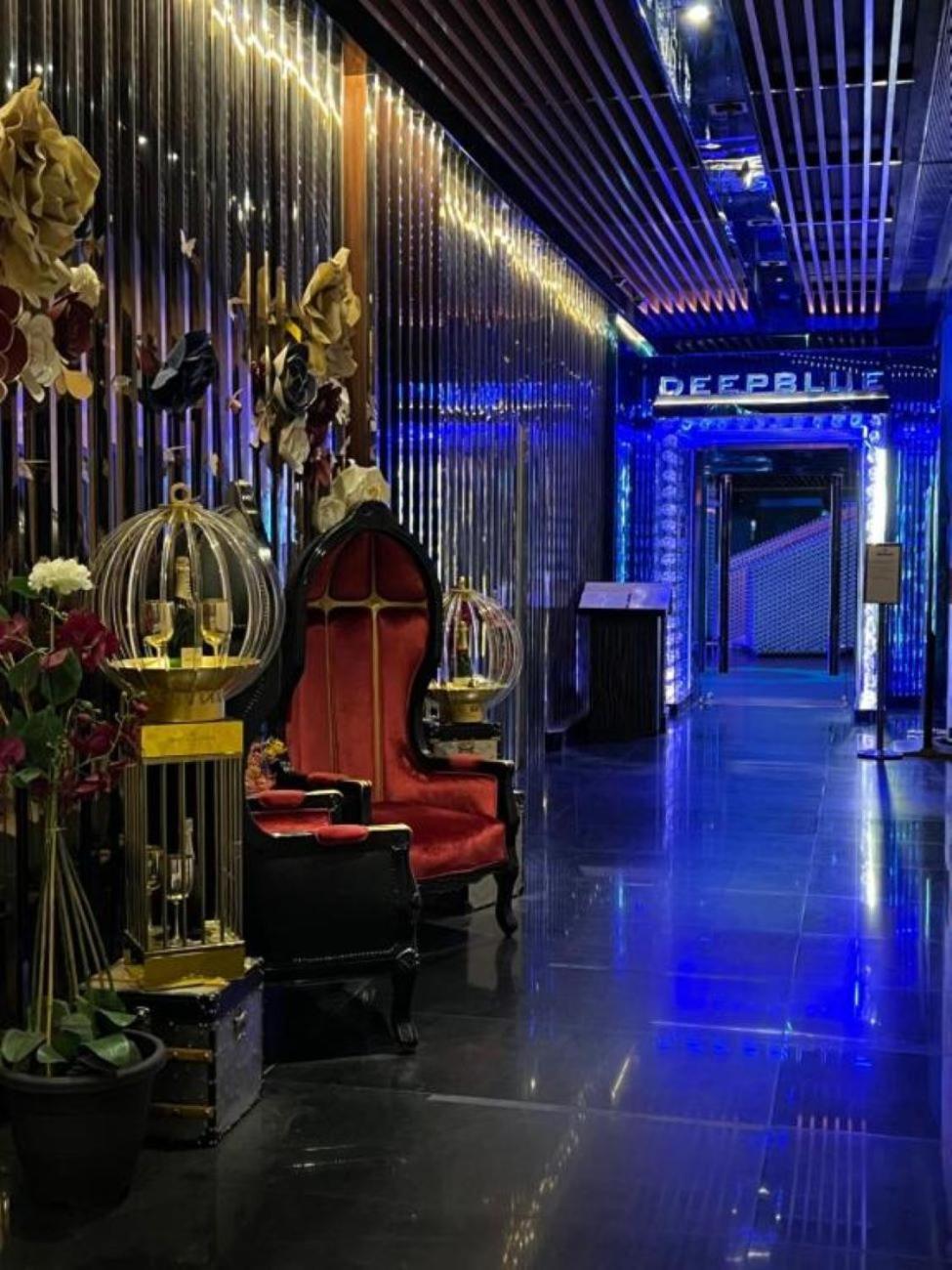 The Platinum Klcc Aqua White Kuala Lumpur
