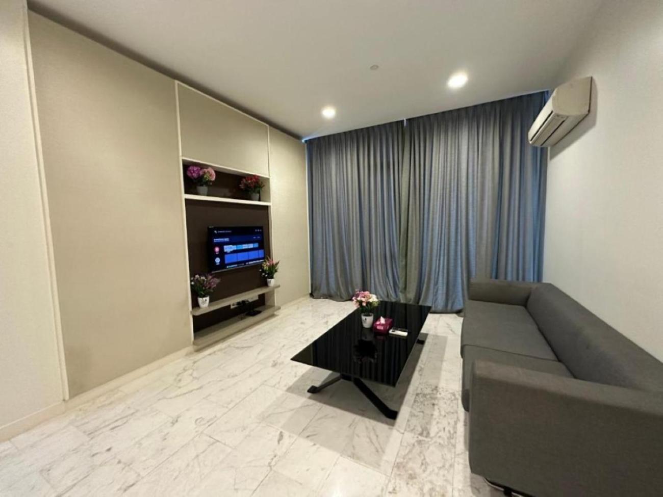 Pangsapuri The Platinum Klcc Aqua White *