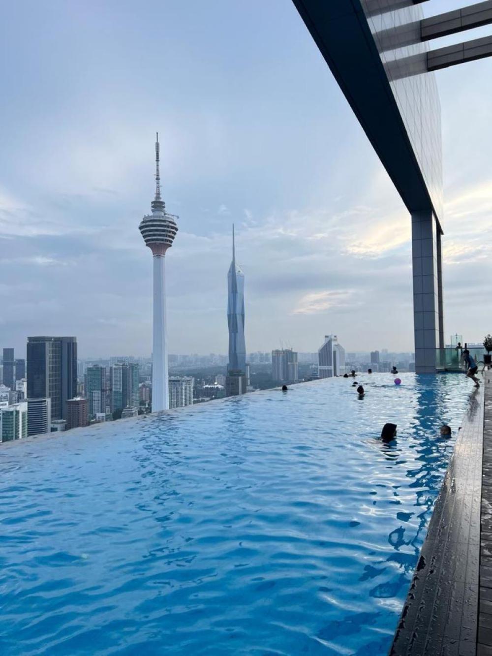 The Platinum Klcc Aqua White Pangsapuri Kuala Lumpur